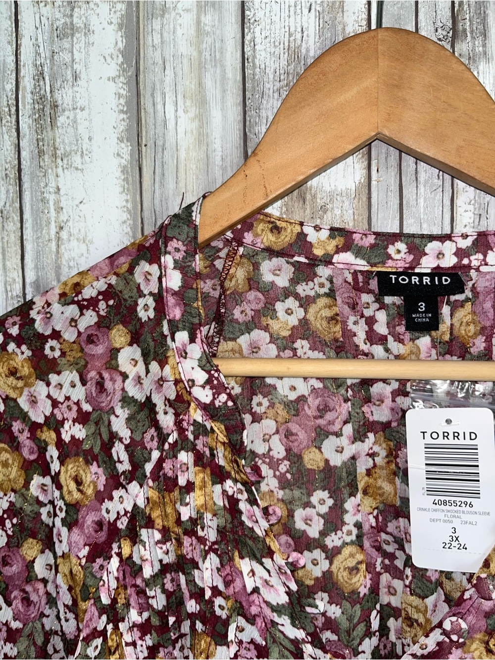 NWT Torrid Crinkle Chiffon Floral Blouson Sleeve Blouse 3X 22-24 - Picture 7 of 7